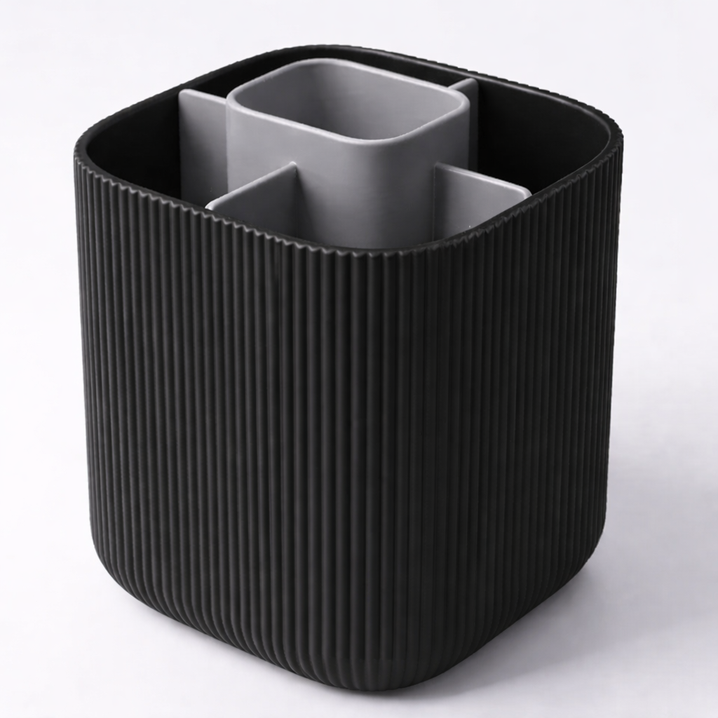 3D tiskan namizni organizator CORE SLIM črn kompakten organizator s predelki
